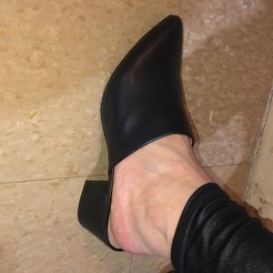 A new day - black faux leather chunky heeled mules